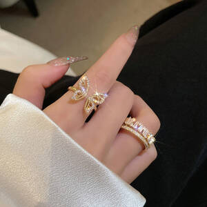 JWER تصميم جديد حجر الراين فراشة قابل للتعديل افتتاح حلقة فاخرة حفلة للنساء مطعمة الزركون فراشة خاتم الأزياء والمجوهرات